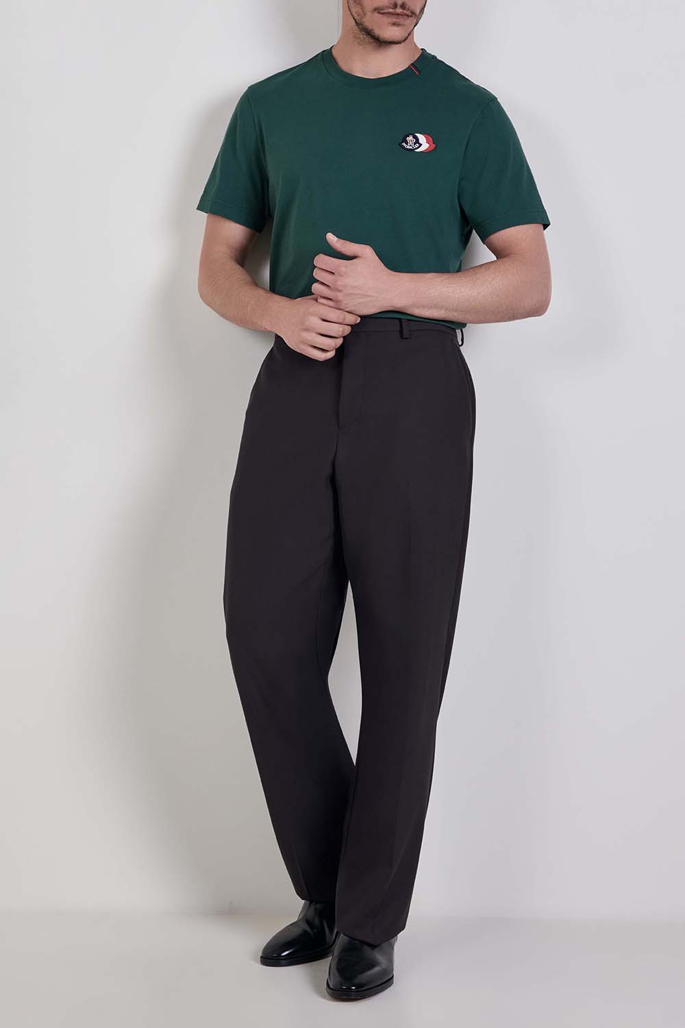 חולצת טי בגזרת סלים